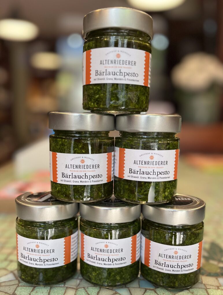 Un savoureux pesto à l'ail des ours Altenriederer réalisé avec des ingrédients de qualité